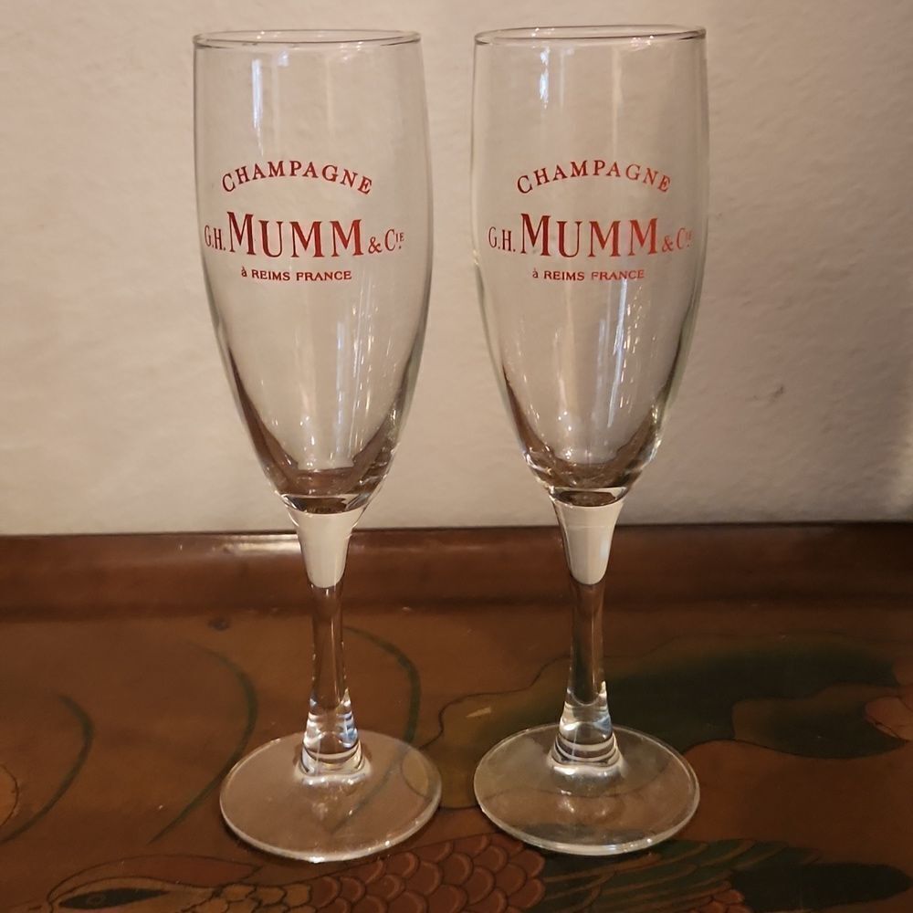 G.H. Mumm France Champagne Flute Glass Set of 2